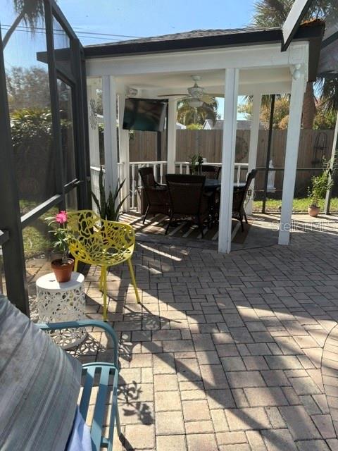 3942 11TH AVE N, ST PETERSBURG, FL, 33713
