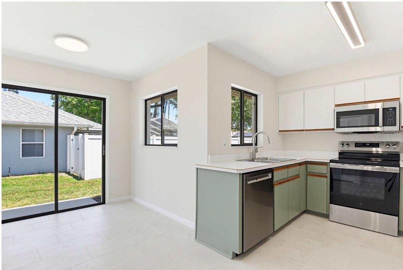 17 FENWICK LN, PALM COAST, FL, 32137
