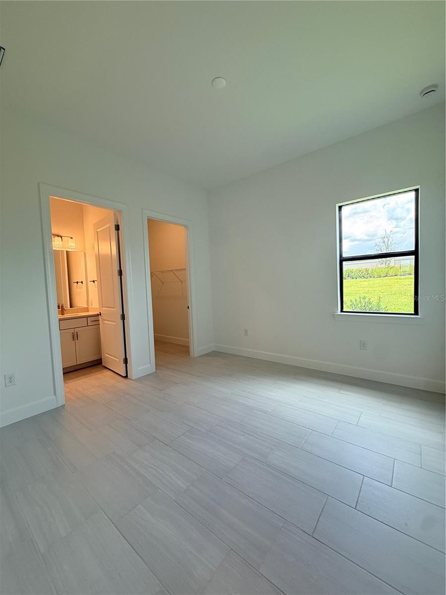 5031 GOLDEN SHORE CT, LAKEWOOD RANCH, FL, 34211