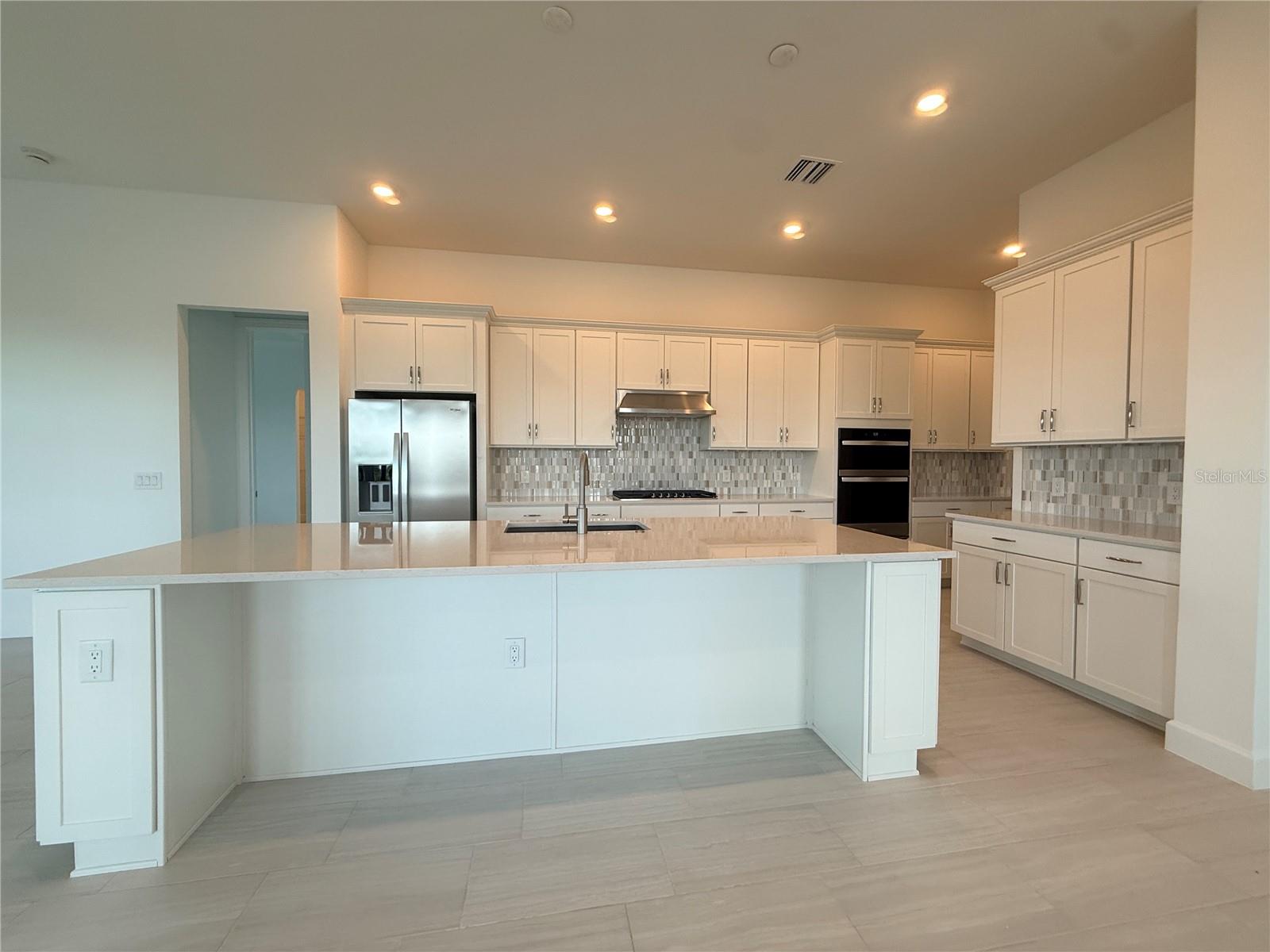 5031 GOLDEN SHORE CT, LAKEWOOD RANCH, FL, 34211