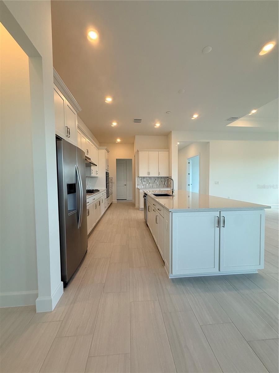 5031 GOLDEN SHORE CT, LAKEWOOD RANCH, FL, 34211