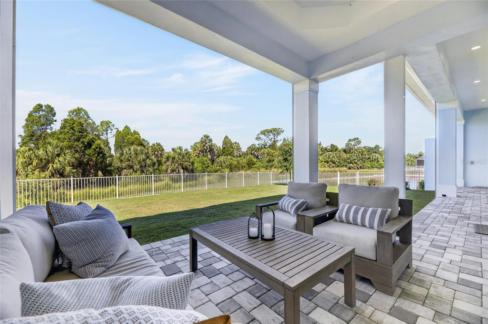 638 MANNS HARBOR DR, APOLLO BEACH, FL, 33572