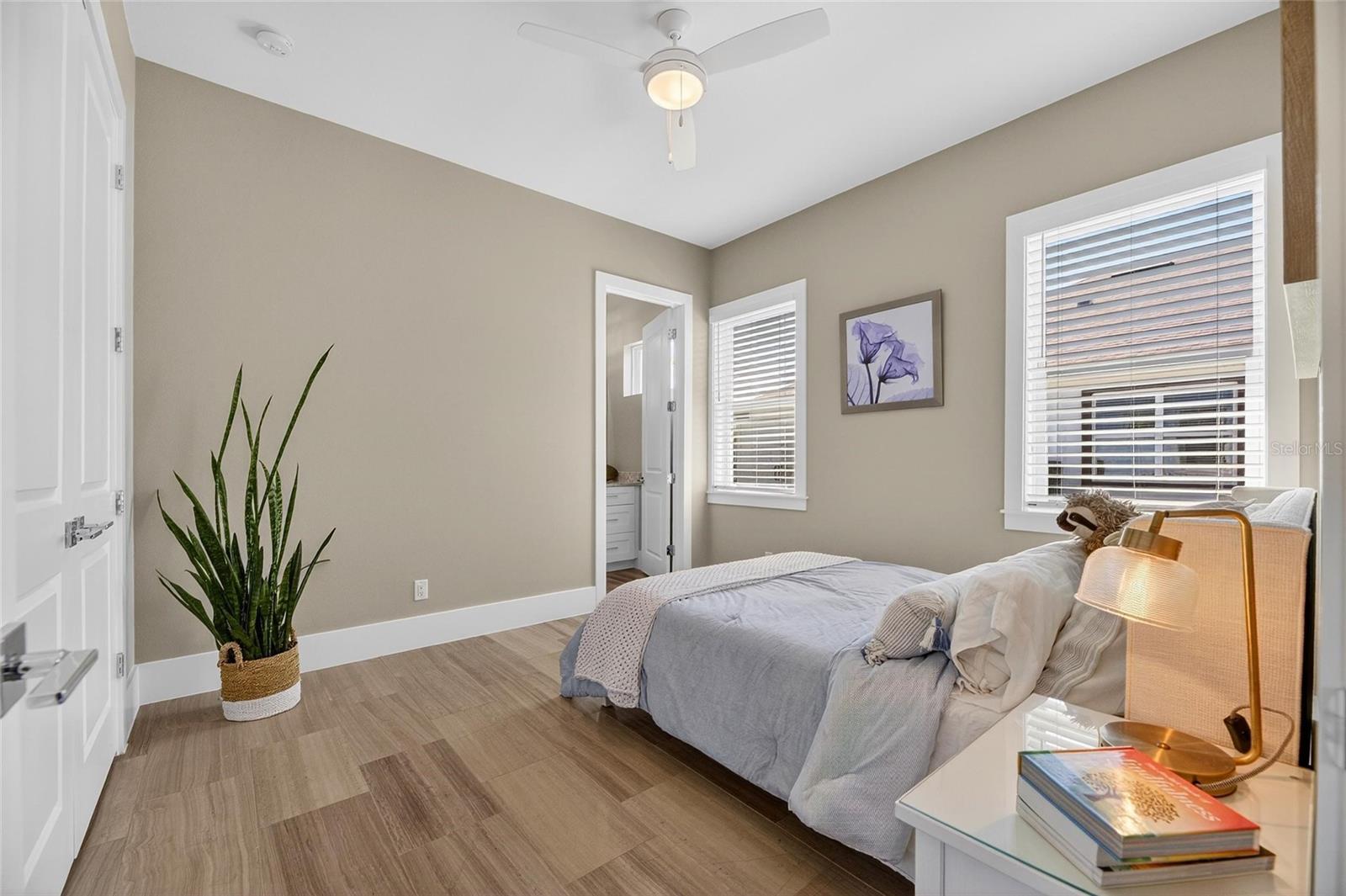 638 MANNS HARBOR DR, APOLLO BEACH, FL, 33572