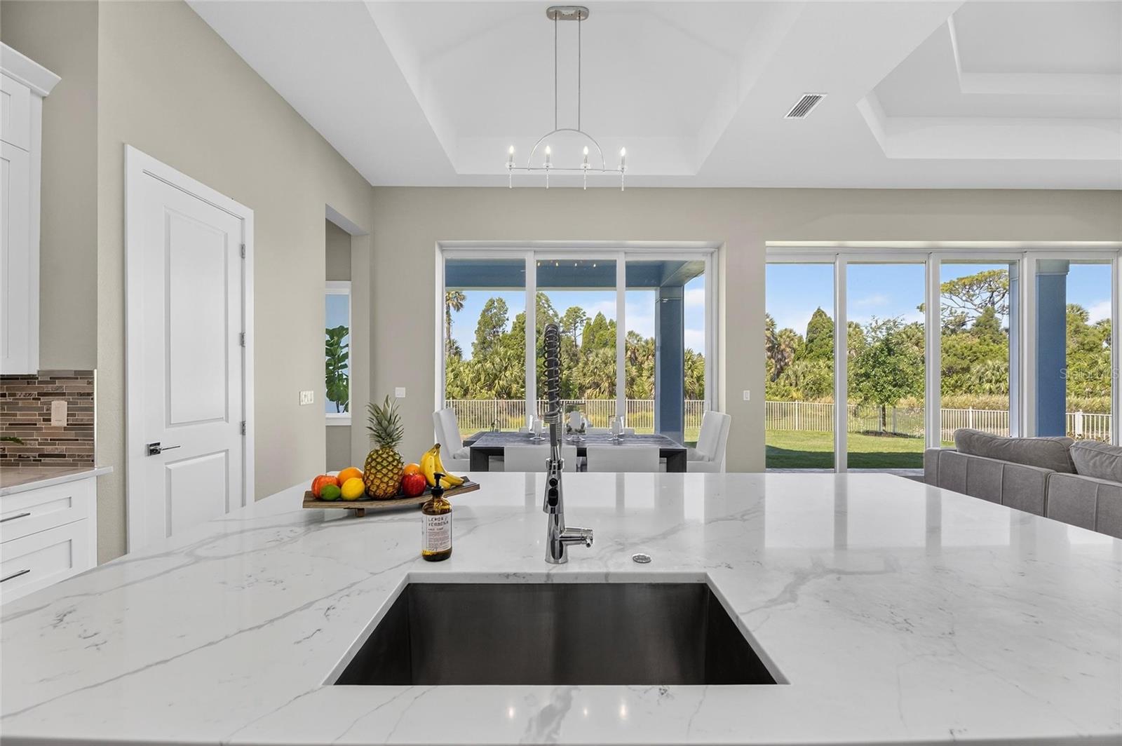 638 MANNS HARBOR DR, APOLLO BEACH, FL, 33572