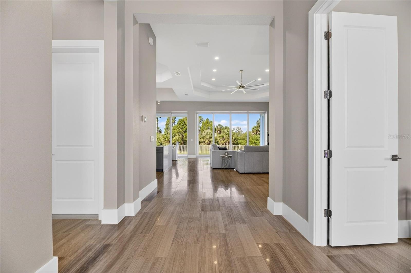 638 MANNS HARBOR DR, APOLLO BEACH, FL, 33572