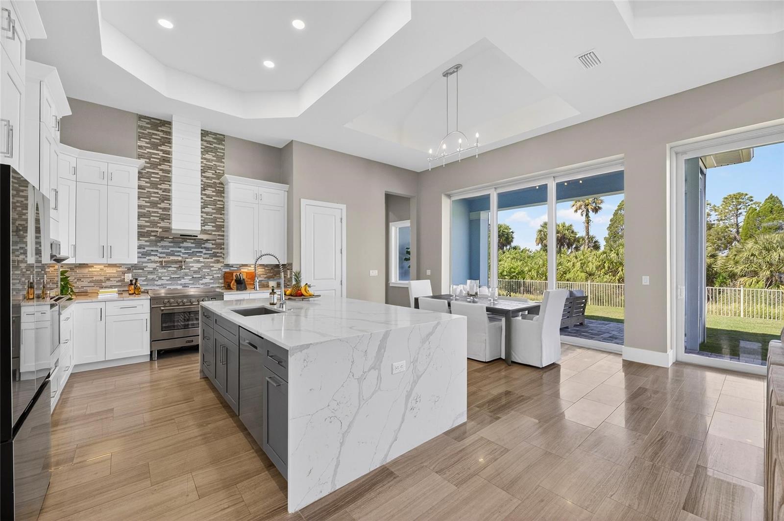 638 MANNS HARBOR DR, APOLLO BEACH, FL, 33572