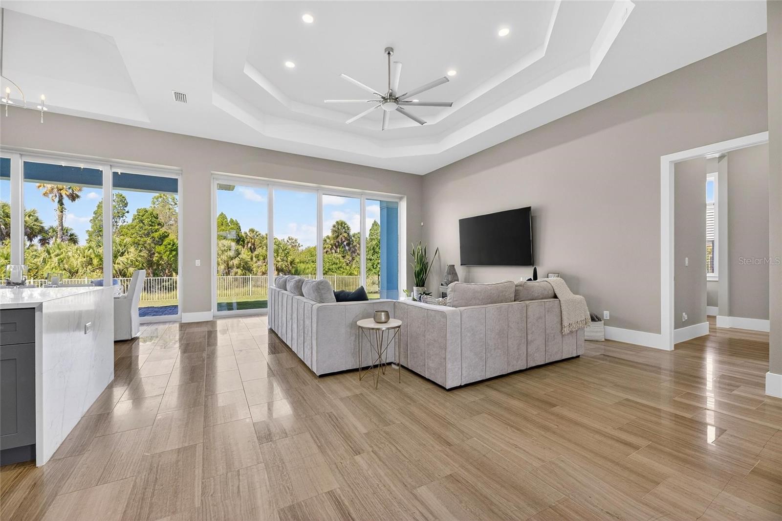 638 MANNS HARBOR DR, APOLLO BEACH, FL, 33572