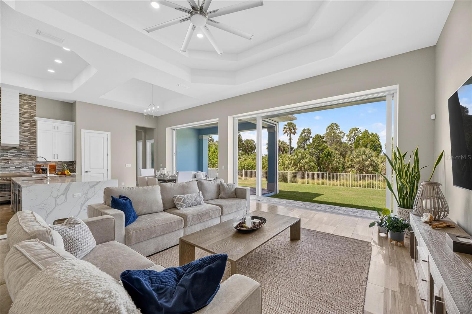 638 MANNS HARBOR DR, APOLLO BEACH, FL, 33572