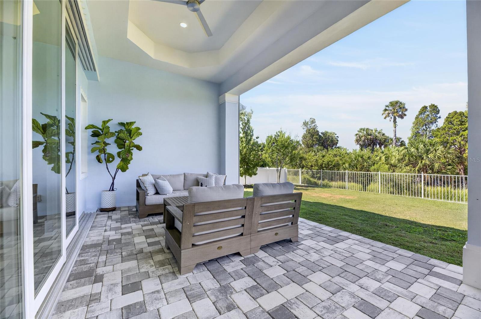 638 MANNS HARBOR DR, APOLLO BEACH, FL, 33572