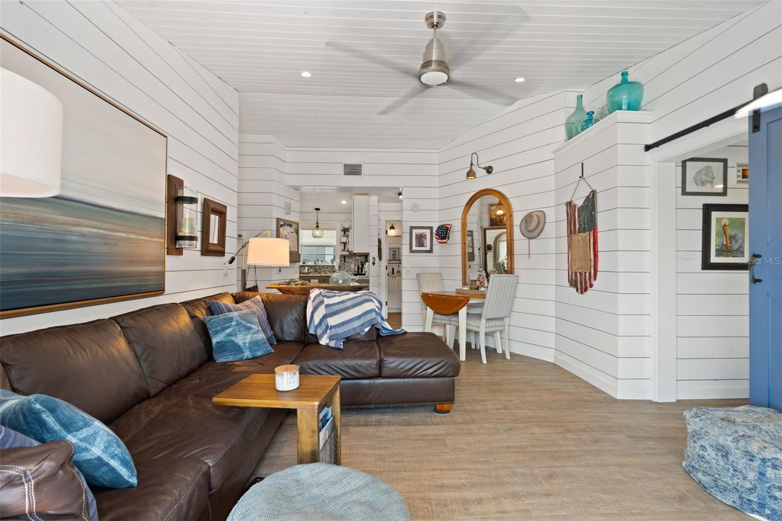 2517 AVENUE C, BRADENTON BEACH, FL, 34217