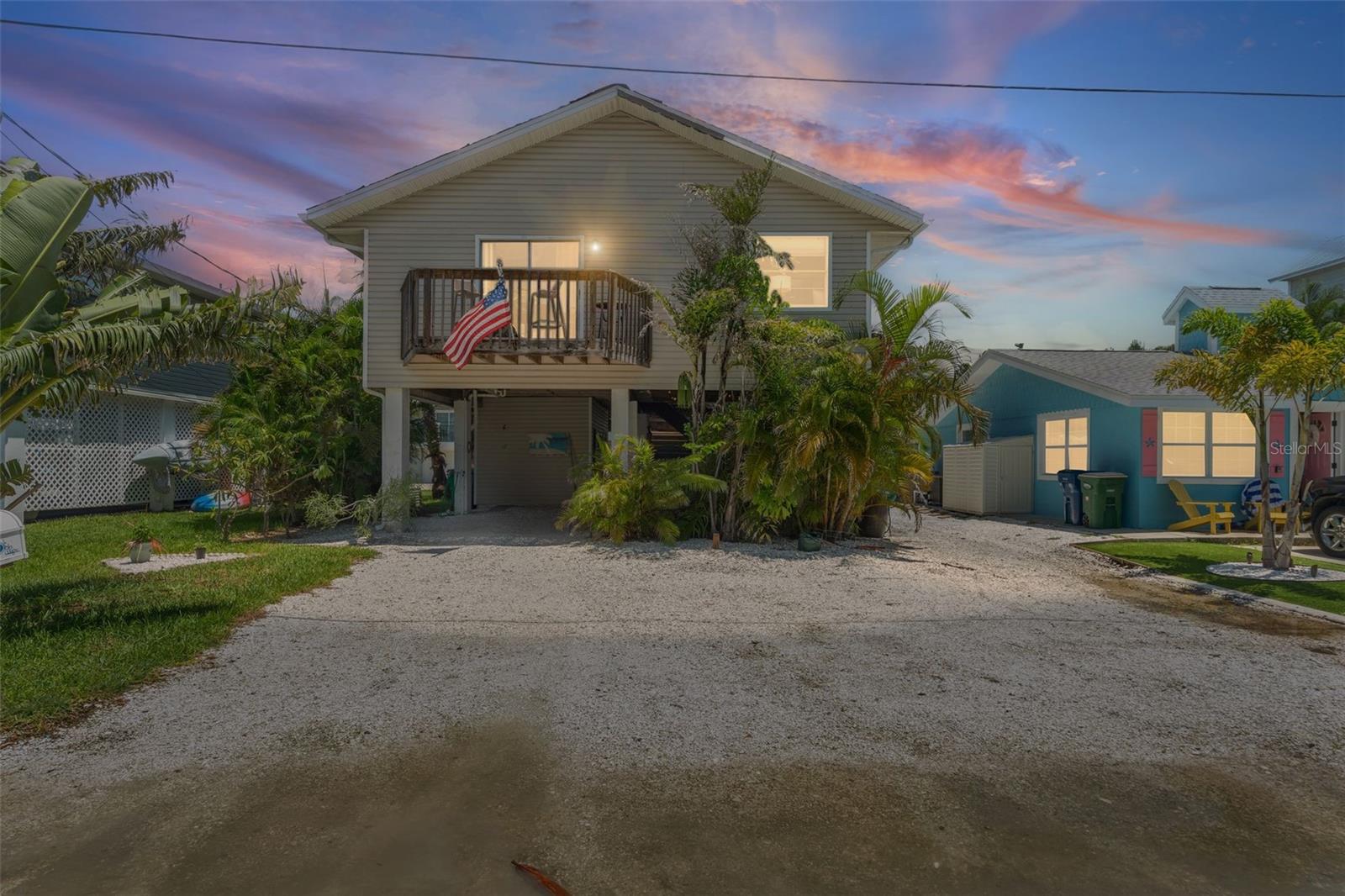 2517 AVENUE C, BRADENTON BEACH, FL, 34217