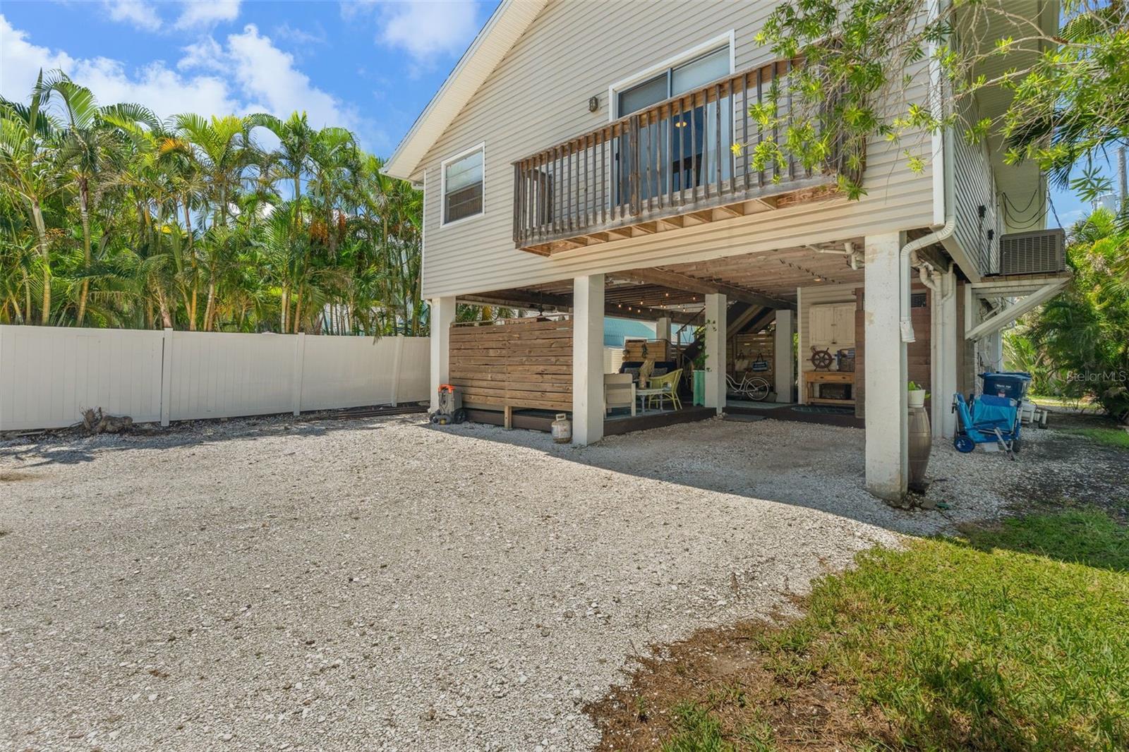 2517 AVENUE C, BRADENTON BEACH, FL, 34217