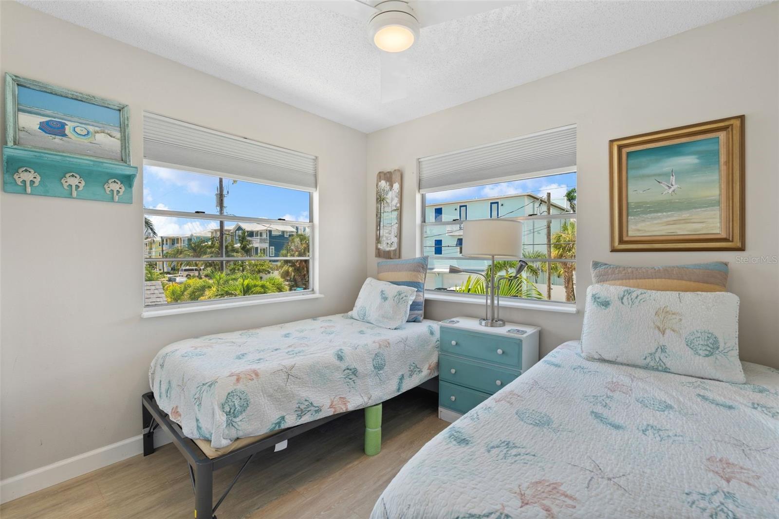 2517 AVENUE C, BRADENTON BEACH, FL, 34217