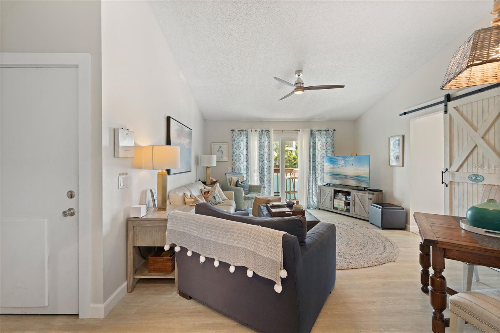 2517 AVENUE C, BRADENTON BEACH, FL, 34217