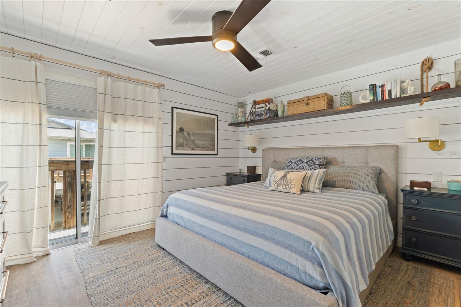 2517 AVENUE C, BRADENTON BEACH, FL, 34217