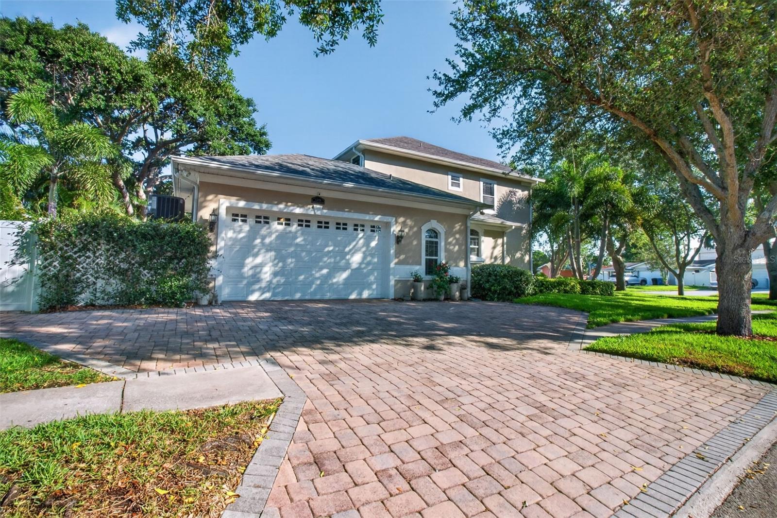 1298 SEVILLE LN NE, ST PETERSBURG, FL, 33704