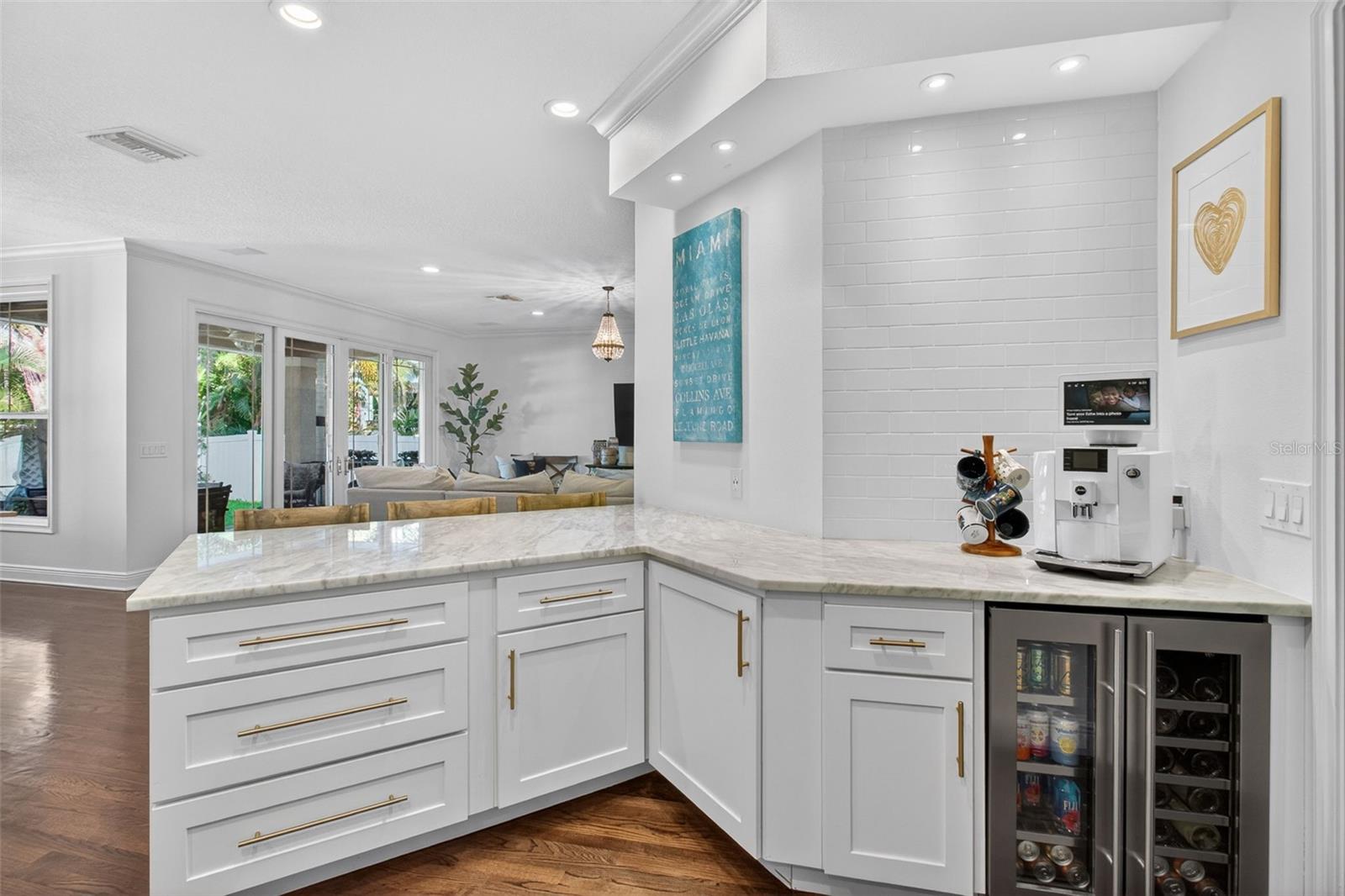 1298 SEVILLE LN NE, ST PETERSBURG, FL, 33704