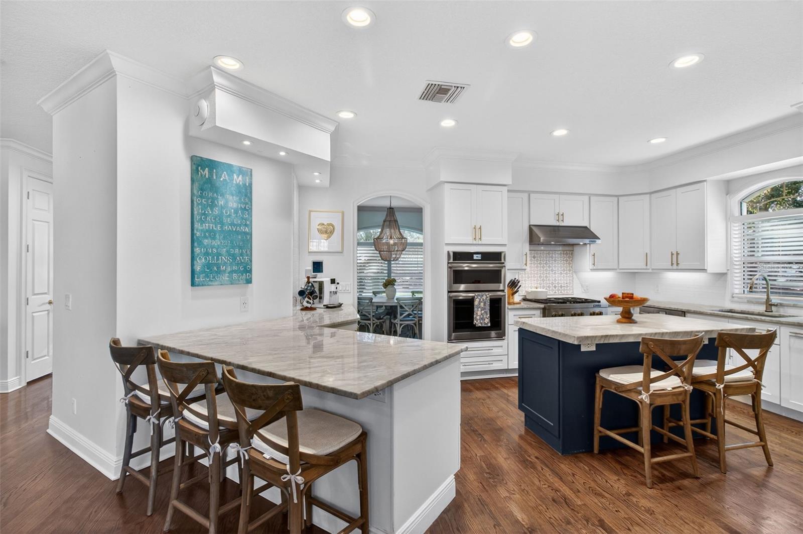 1298 SEVILLE LN NE, ST PETERSBURG, FL, 33704