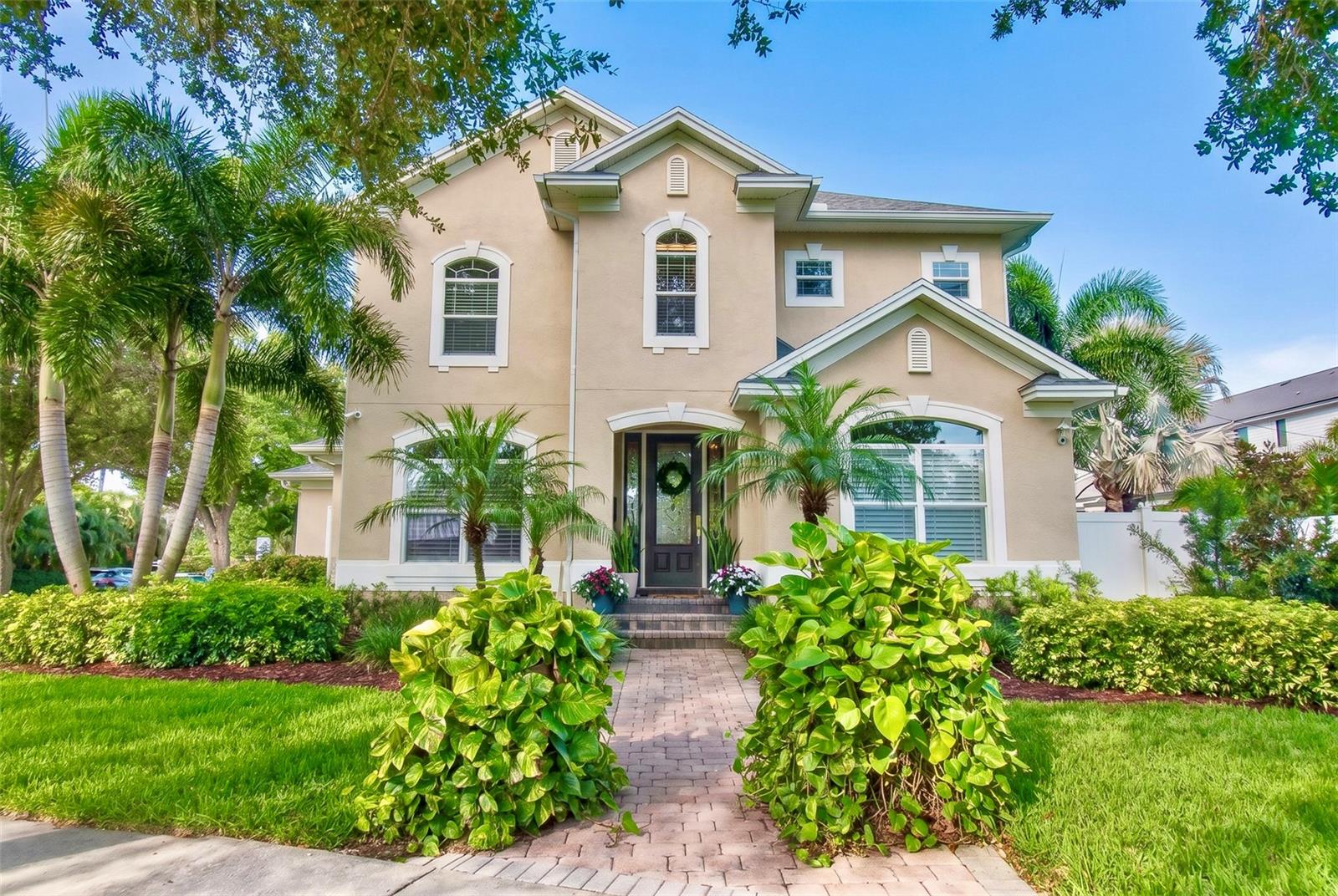 1298 SEVILLE LN NE, ST PETERSBURG, FL, 33704