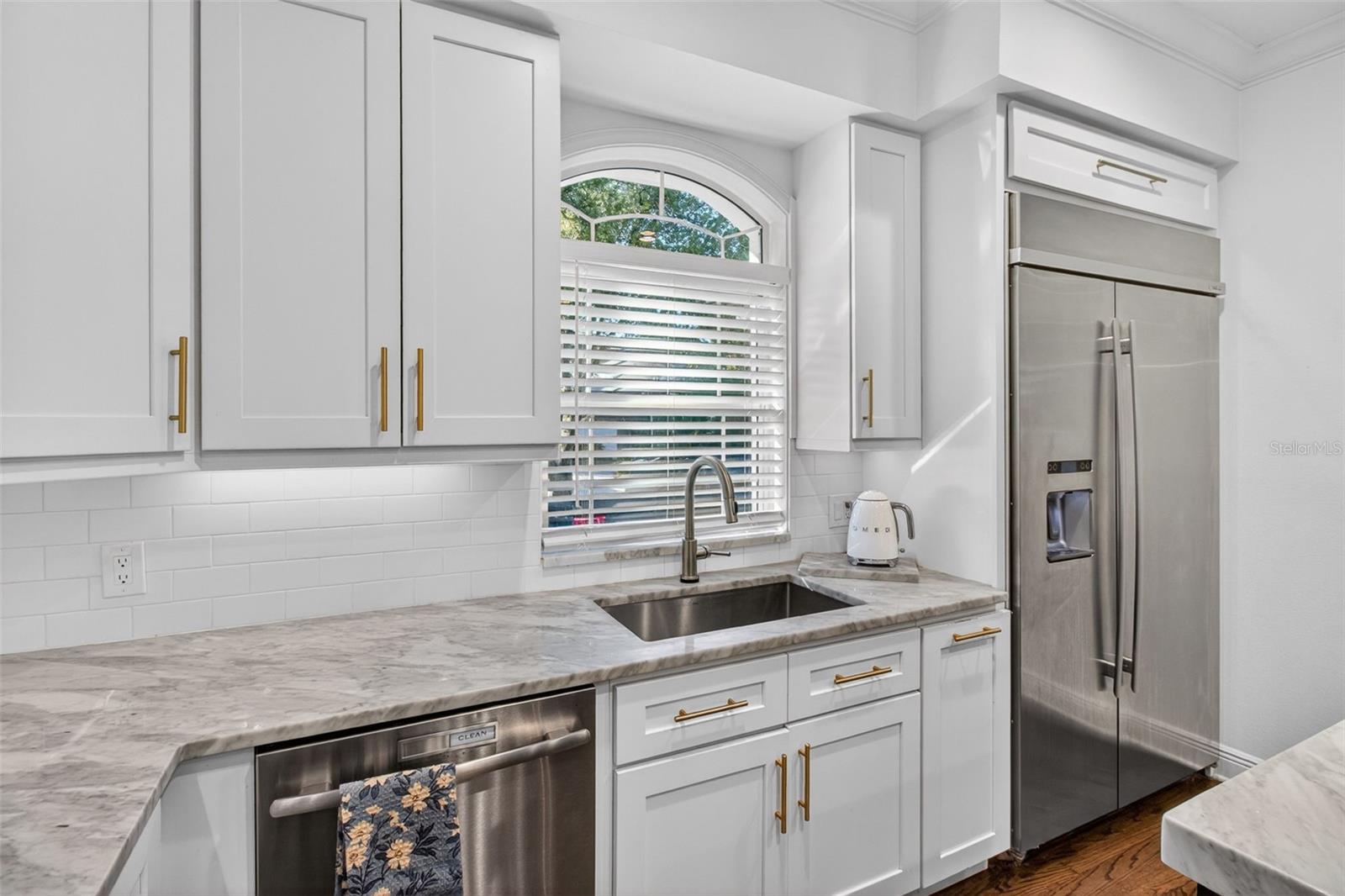 1298 SEVILLE LN NE, ST PETERSBURG, FL, 33704