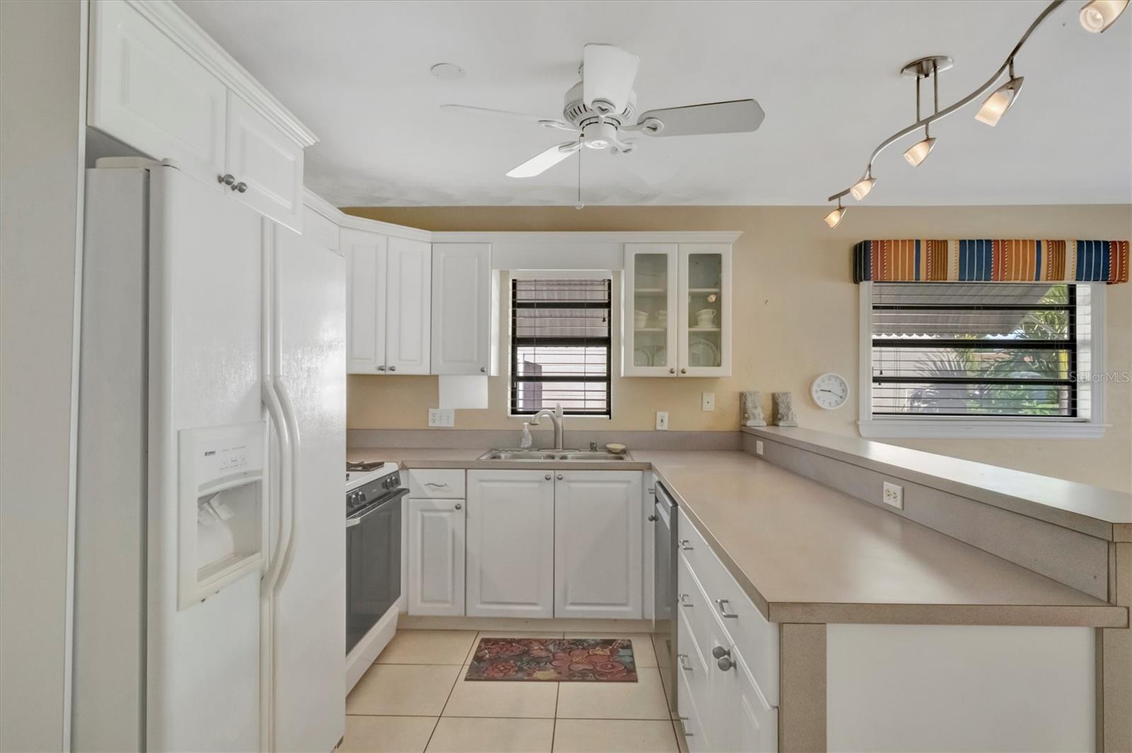 5630 13TH AVE N, ST PETERSBURG, FL, 33710