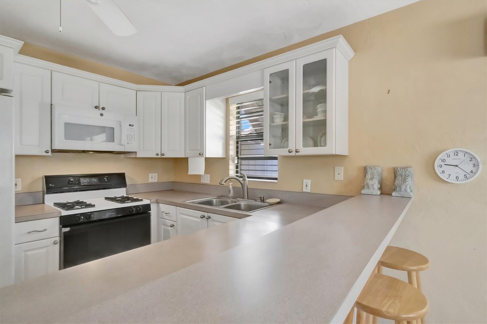 5630 13TH AVE N, ST PETERSBURG, FL, 33710