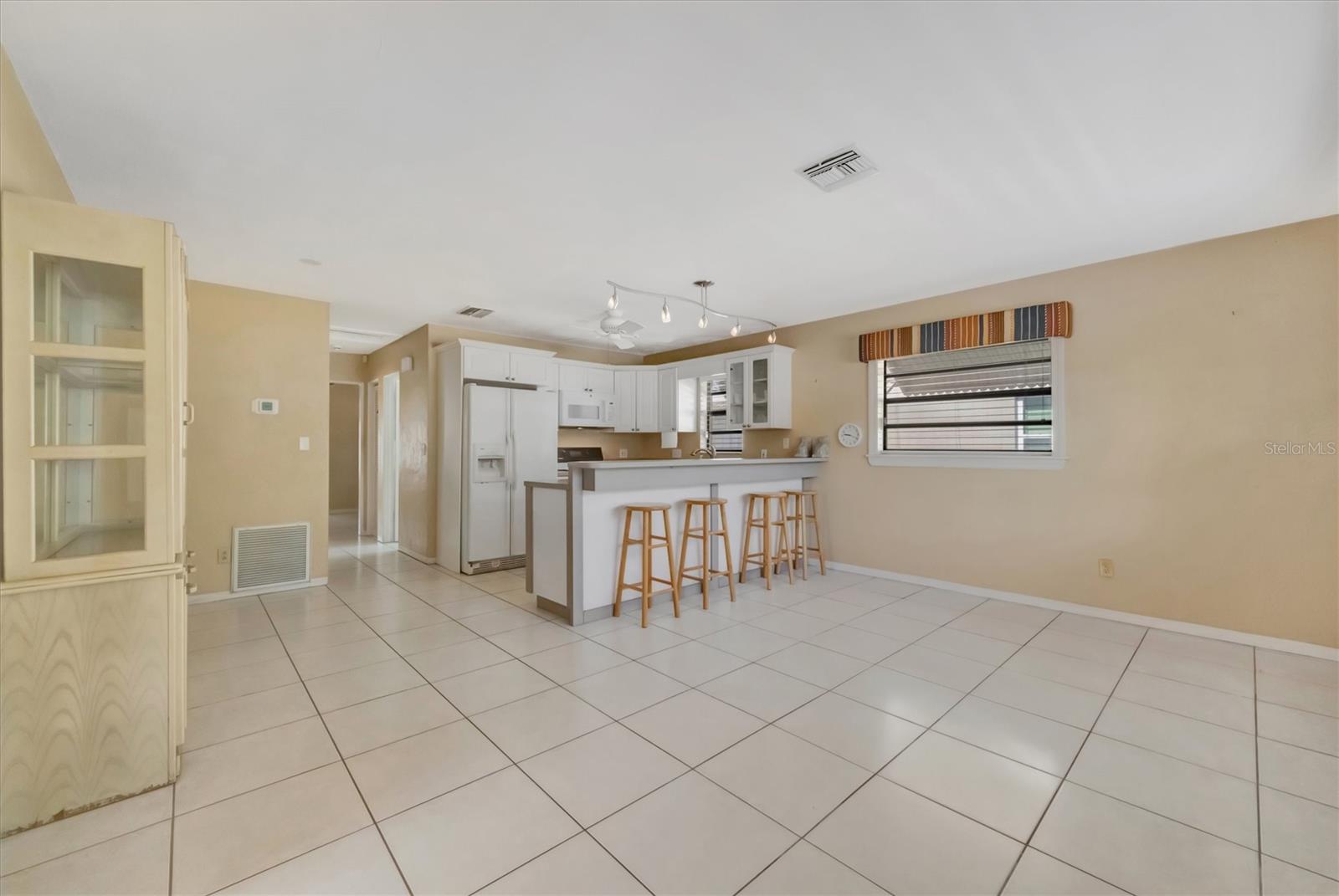 5630 13TH AVE N, ST PETERSBURG, FL, 33710