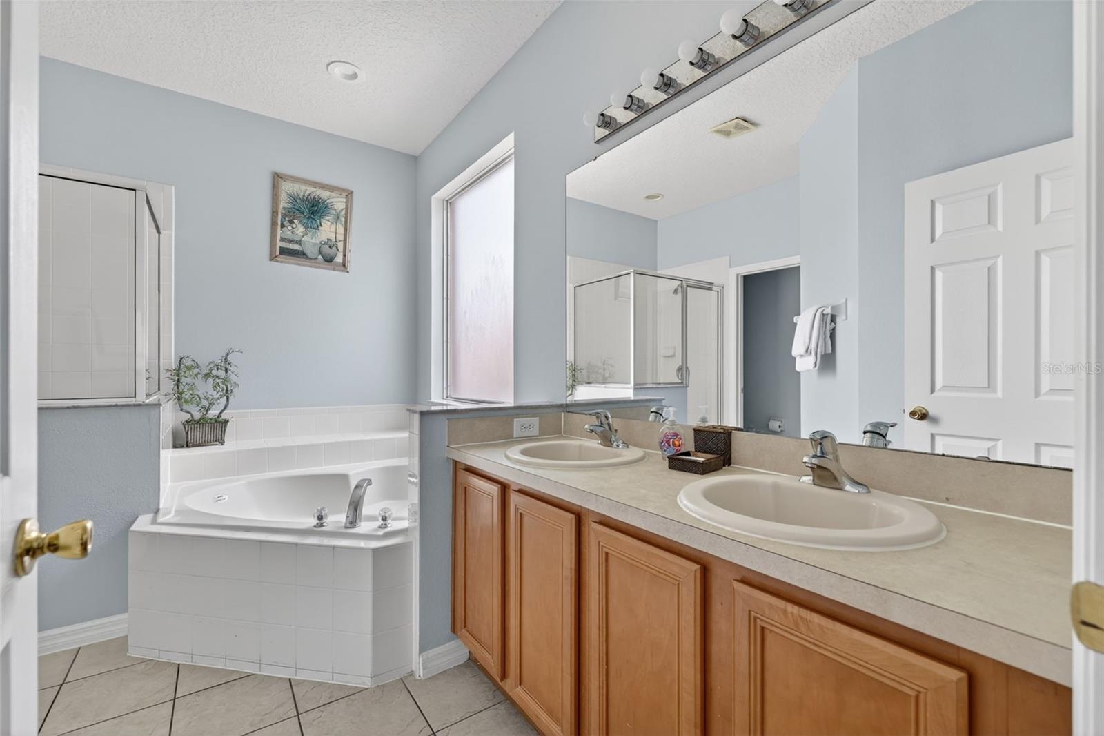 928 SOLANA CIR, DAVENPORT, FL, 33897