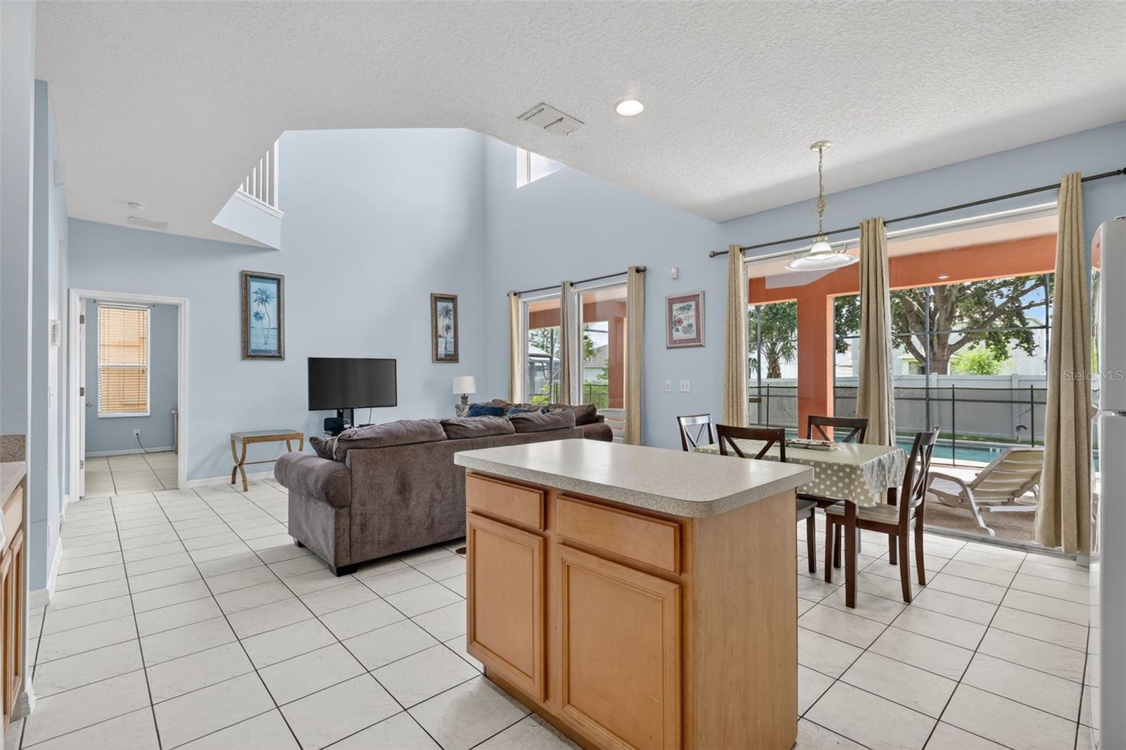 928 SOLANA CIR, DAVENPORT, FL, 33897