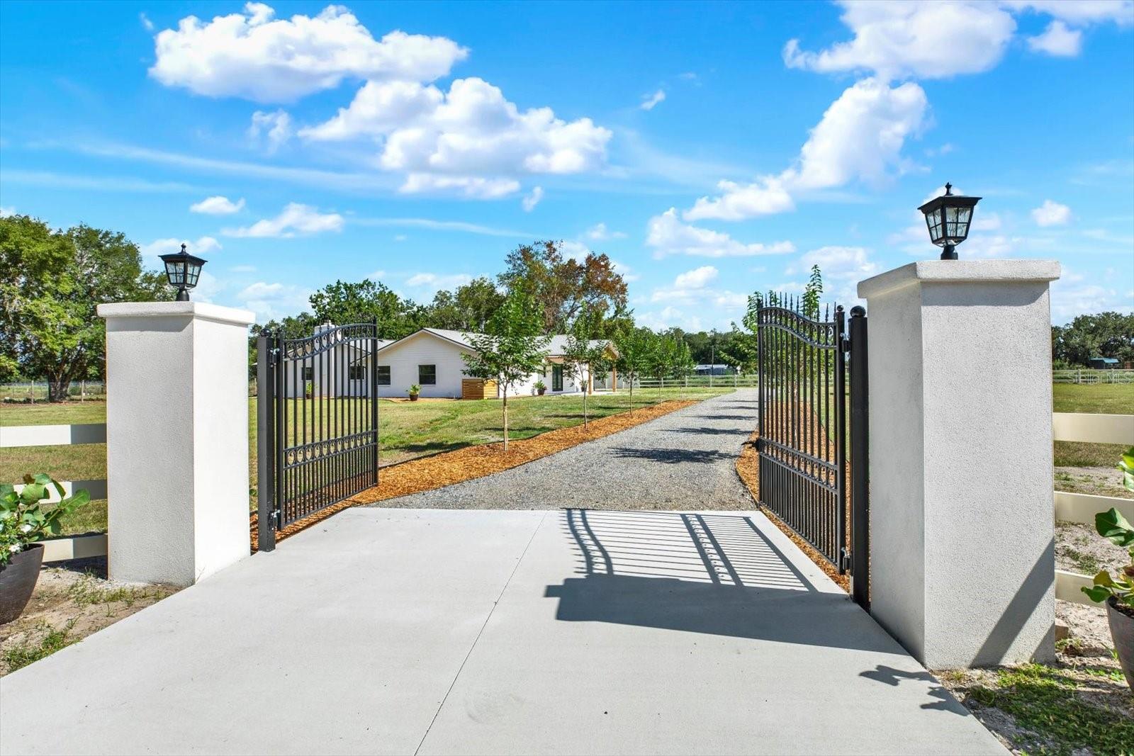 2515 RAGINS LN, PLANT CITY, FL, 33567