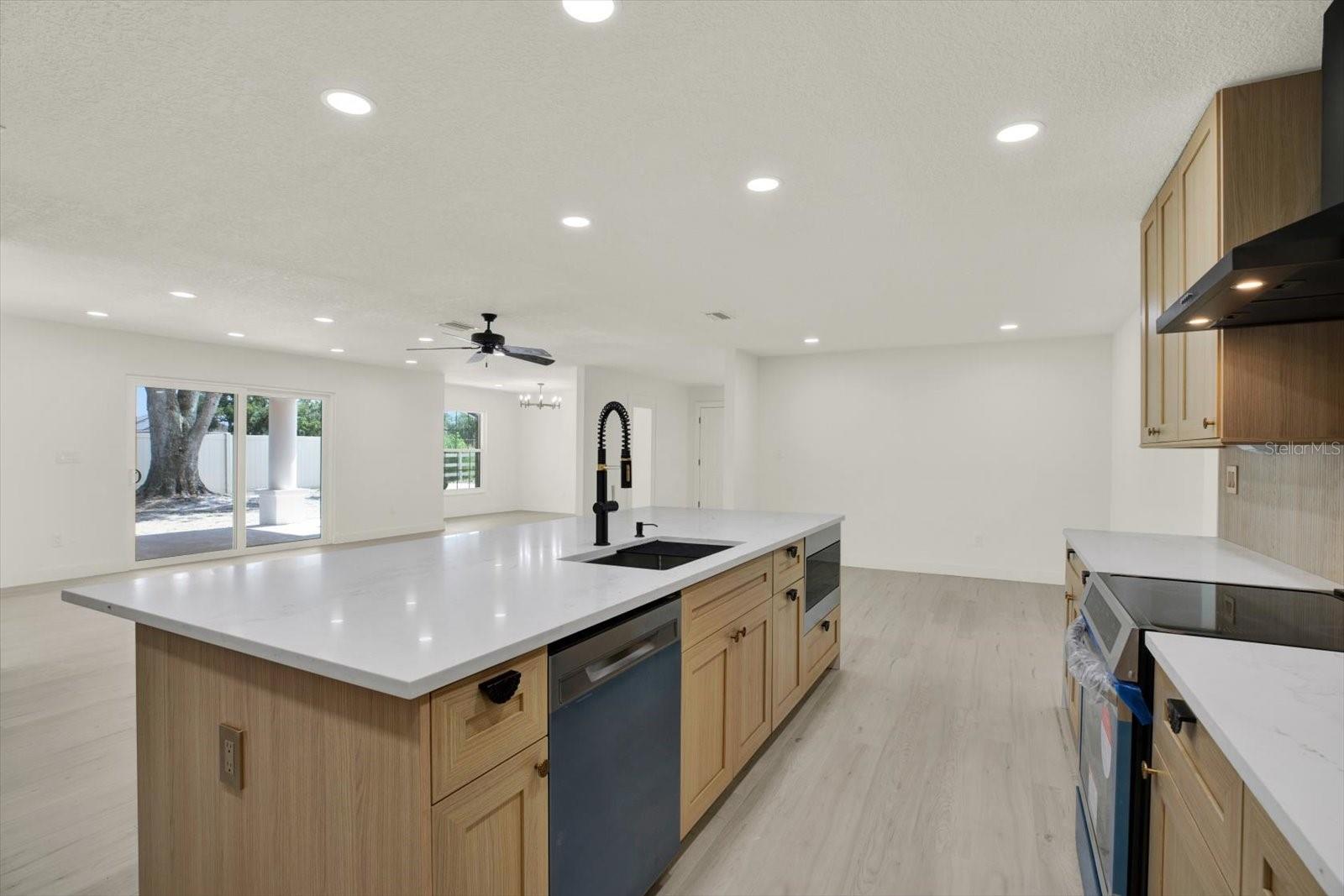 2515 RAGINS LN, PLANT CITY, FL, 33567