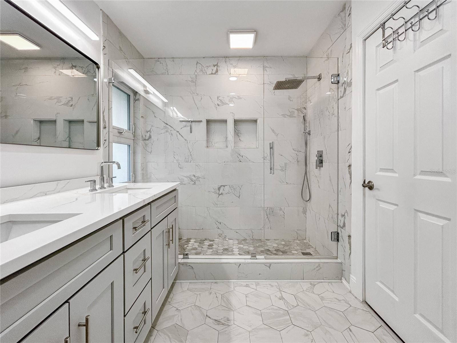 5853 LEELAND ST S, ST PETERSBURG, FL, 33715