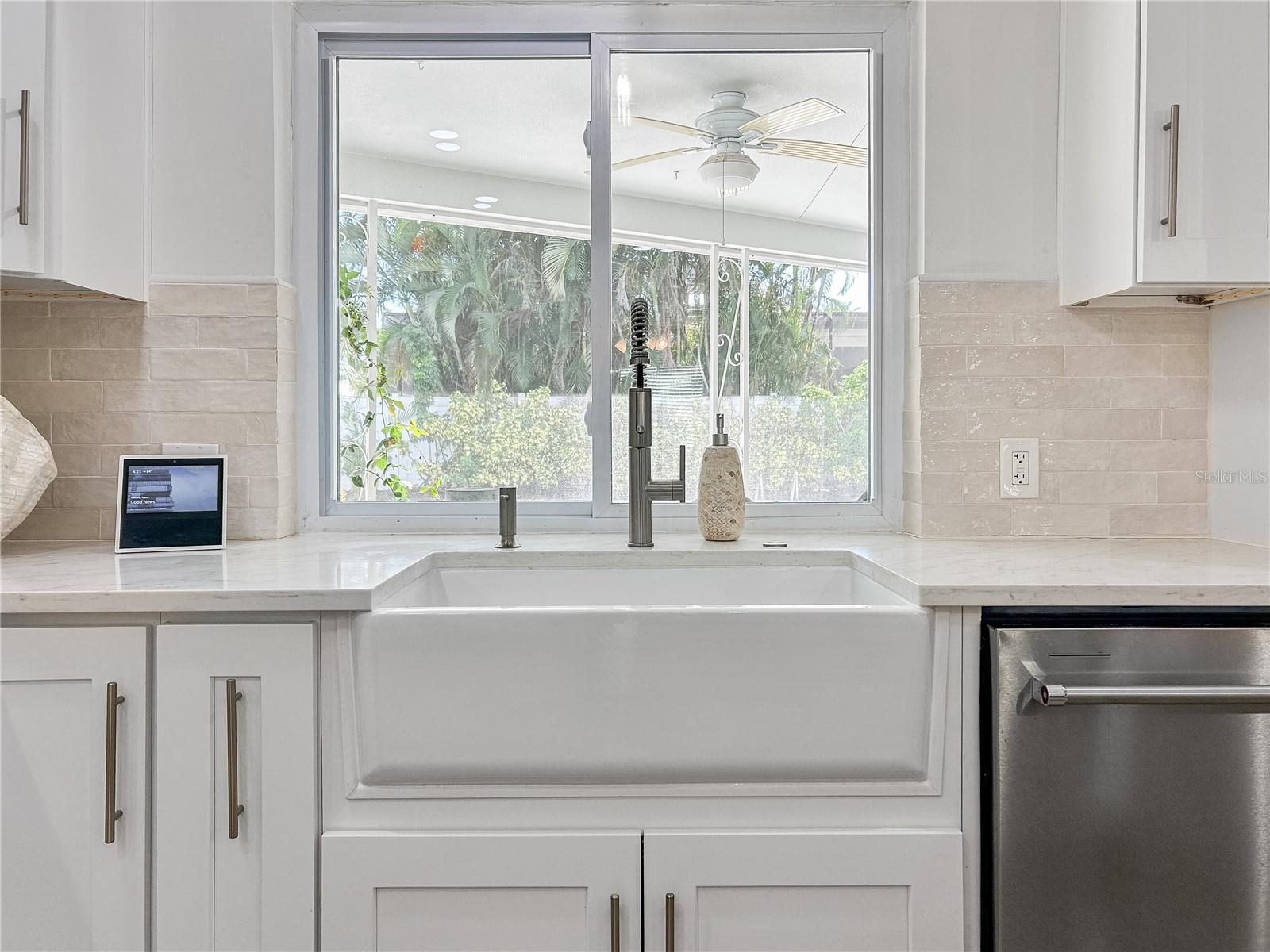 5853 LEELAND ST S, ST PETERSBURG, FL, 33715