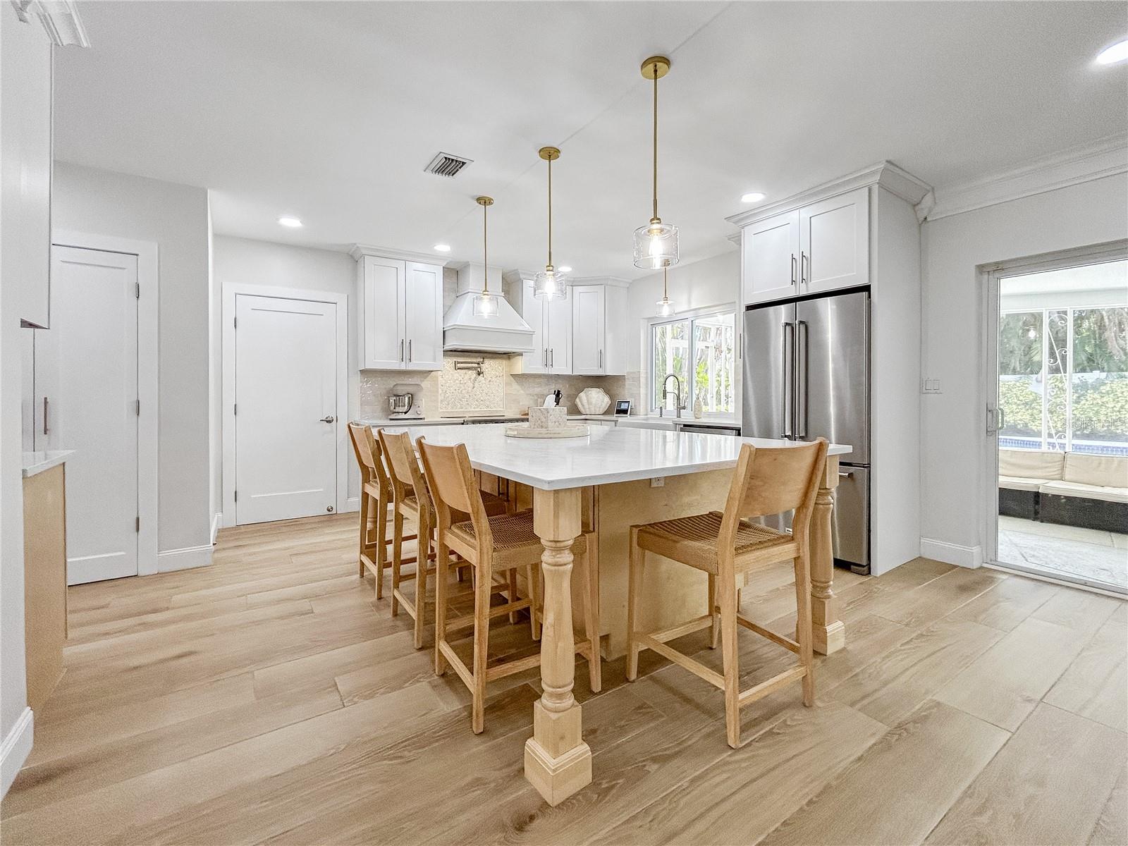 5853 LEELAND ST S, ST PETERSBURG, FL, 33715