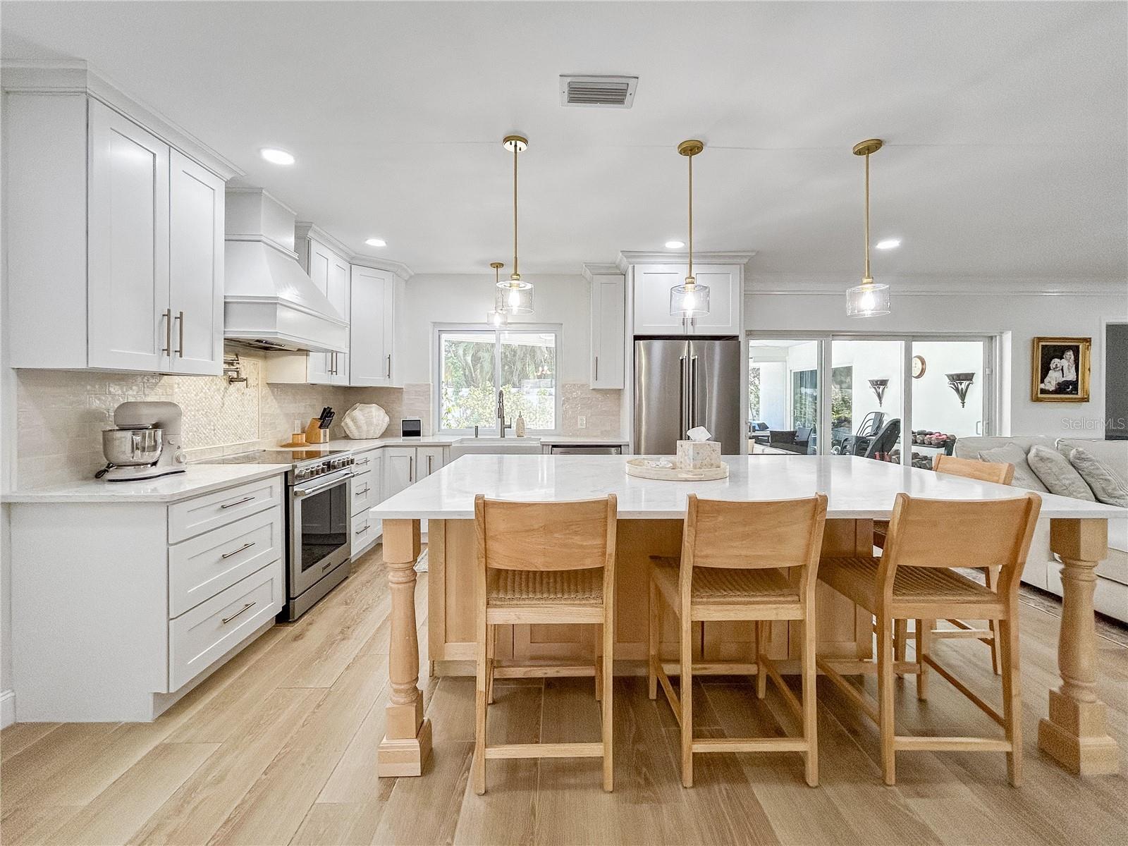 5853 LEELAND ST S, ST PETERSBURG, FL, 33715