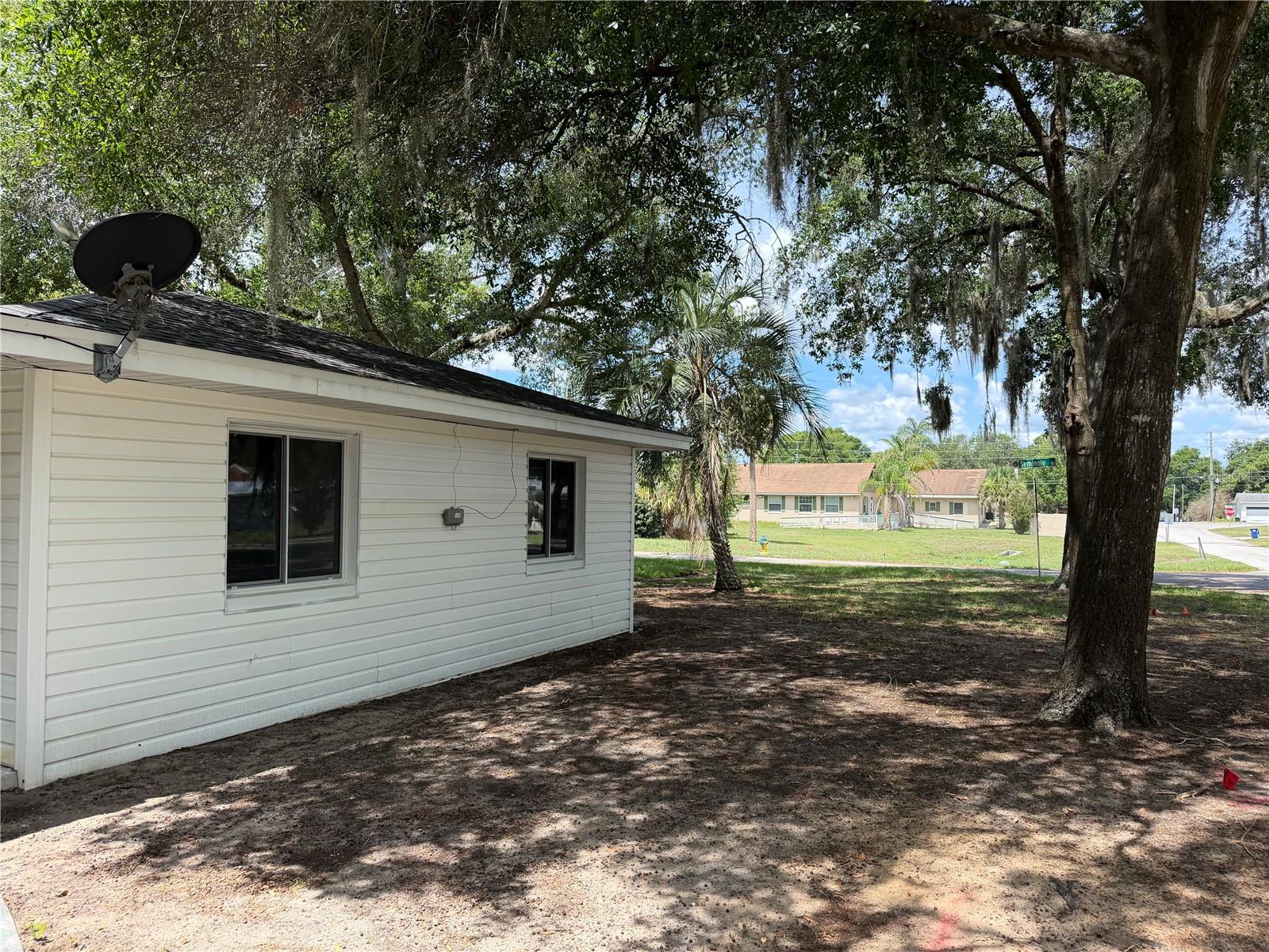 301 S SEMINOLE AVE, MINNEOLA, FL, 34715