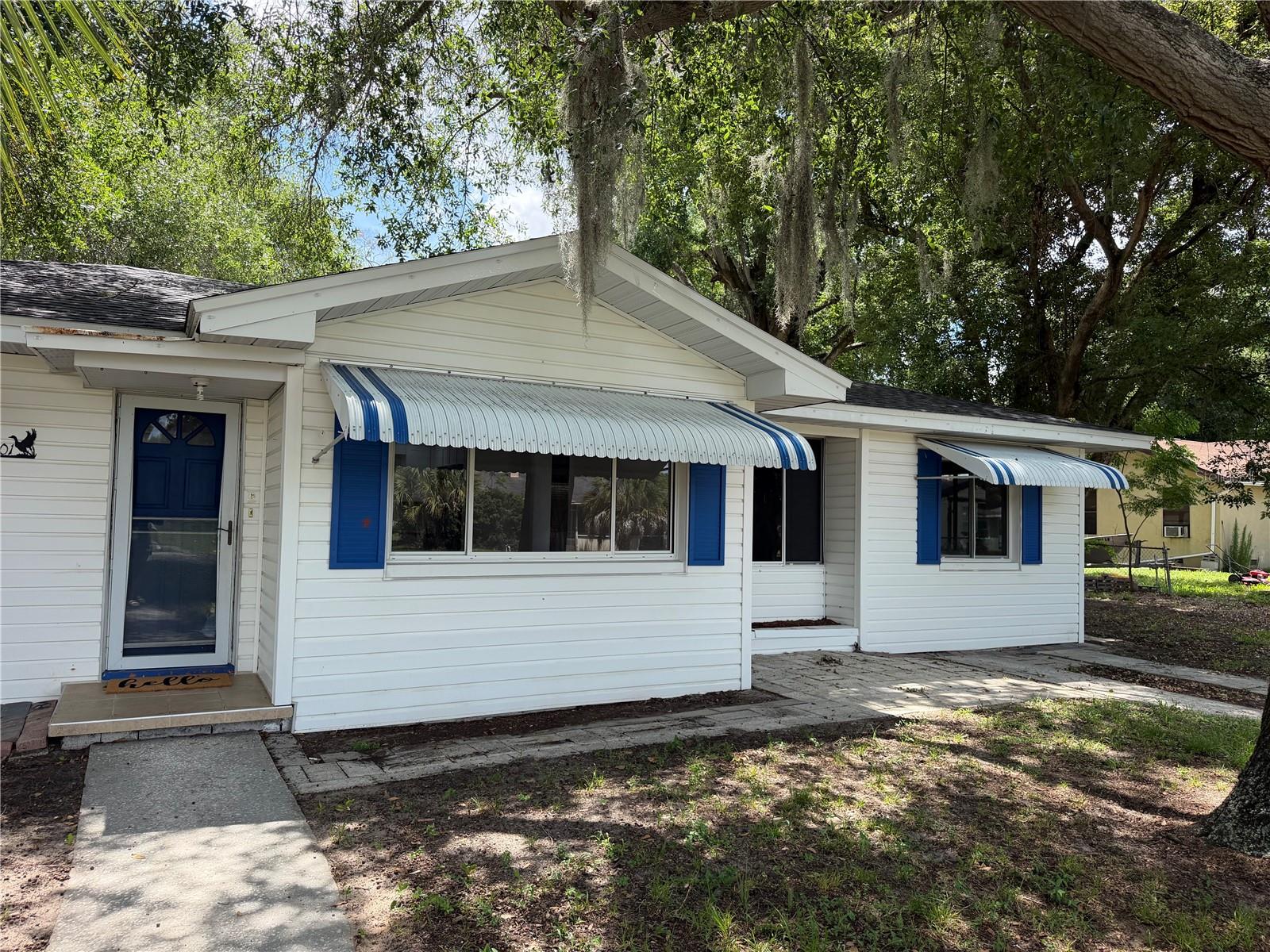301 S SEMINOLE AVE, MINNEOLA, FL, 34715