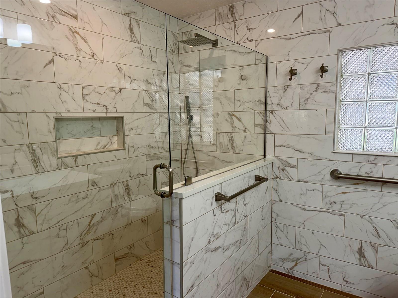 301 S SEMINOLE AVE, MINNEOLA, FL, 34715