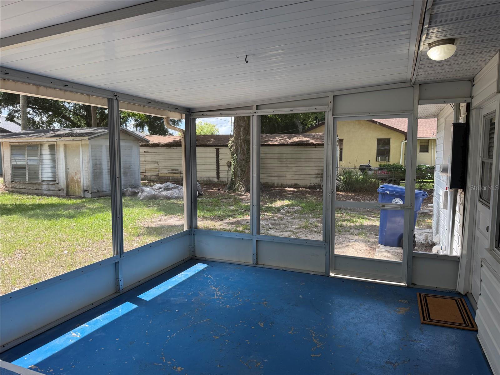 301 S SEMINOLE AVE, MINNEOLA, FL, 34715