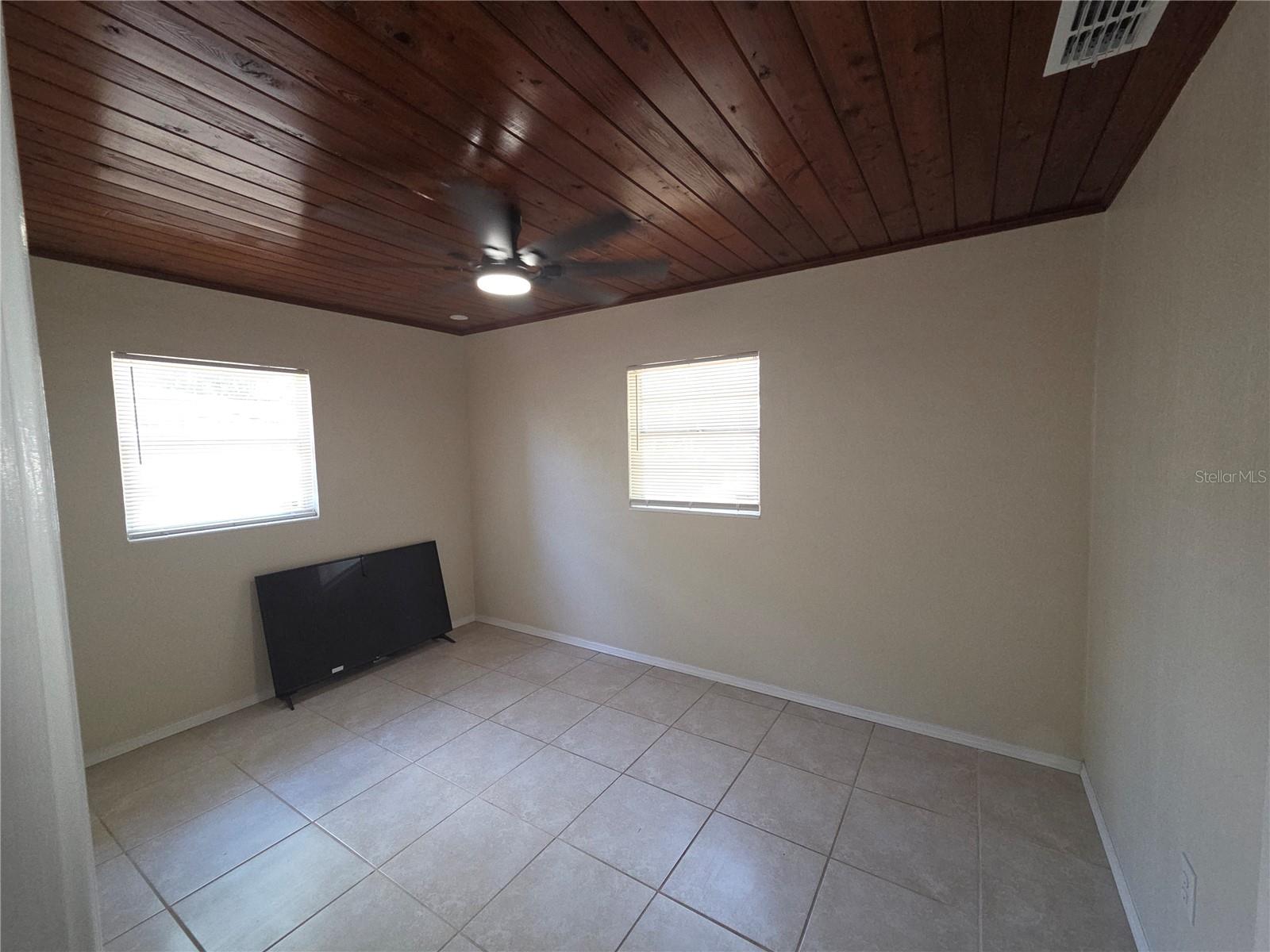 419 32ND AVE E, BRADENTON, FL, 34208