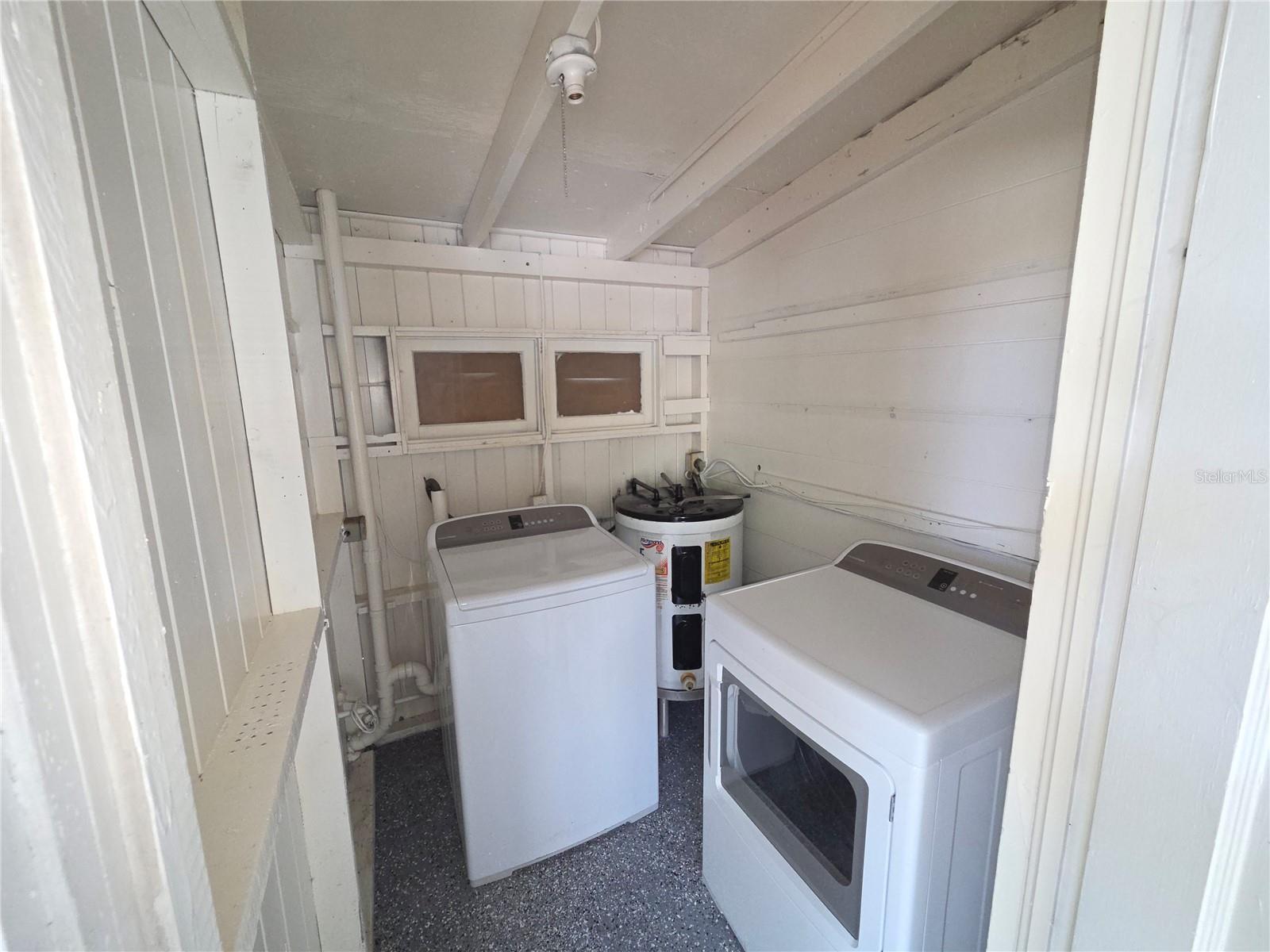 419 32ND AVE E, BRADENTON, FL, 34208