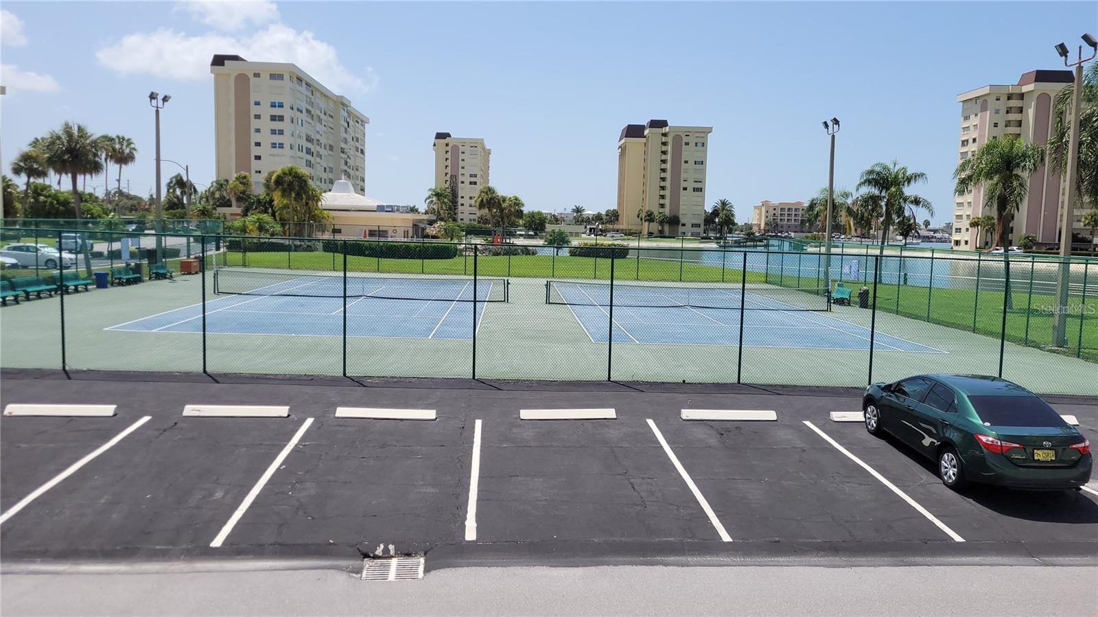 4750 COVE CIR #706, ST PETERSBURG, FL, 33708