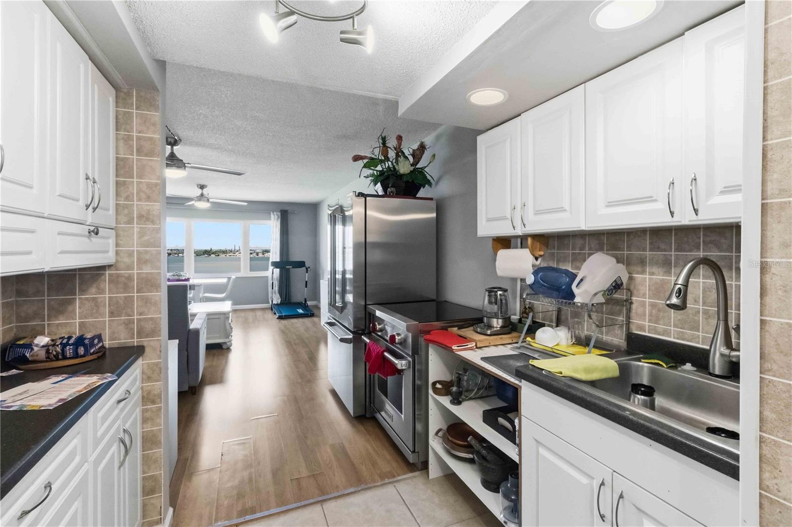4750 COVE CIR #706, ST PETERSBURG, FL, 33708
