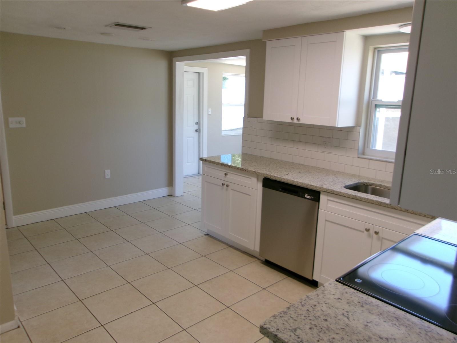 5103 VALIMOR DR, HOLIDAY, FL, 34690