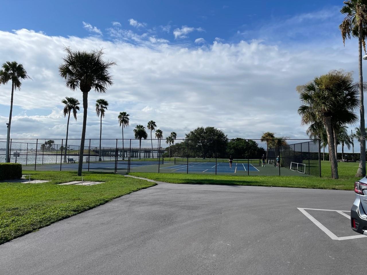 9 FORBES PL #405, DUNEDIN, FL, 34698