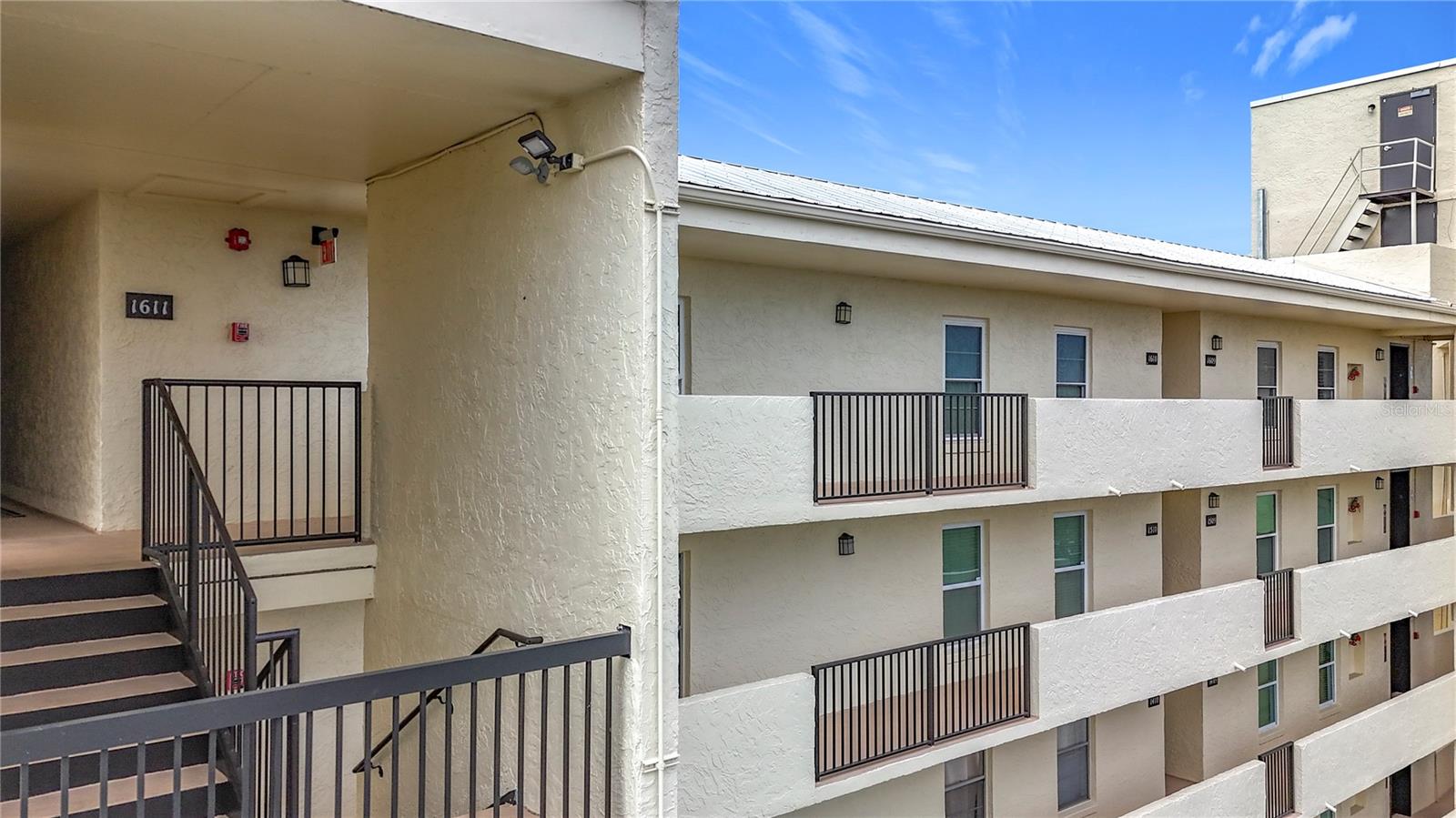 225 COUNTRY CLUB DR #1404, LARGO, FL, 33771