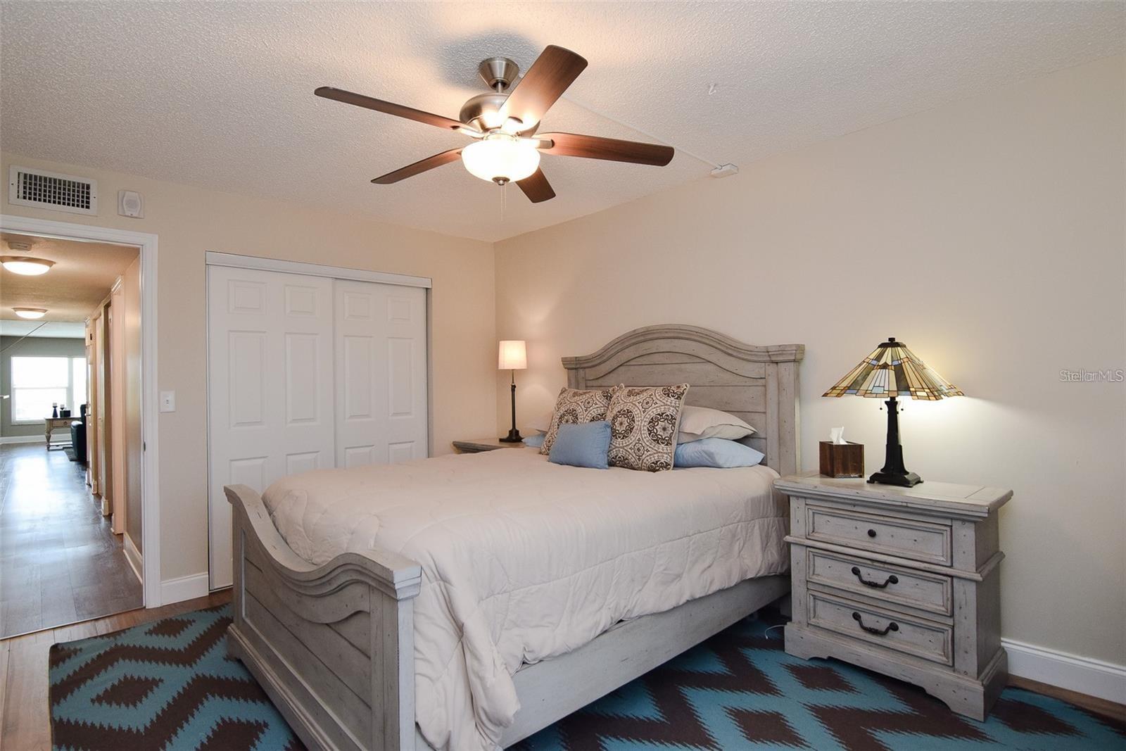 225 COUNTRY CLUB DR #1404, LARGO, FL, 33771