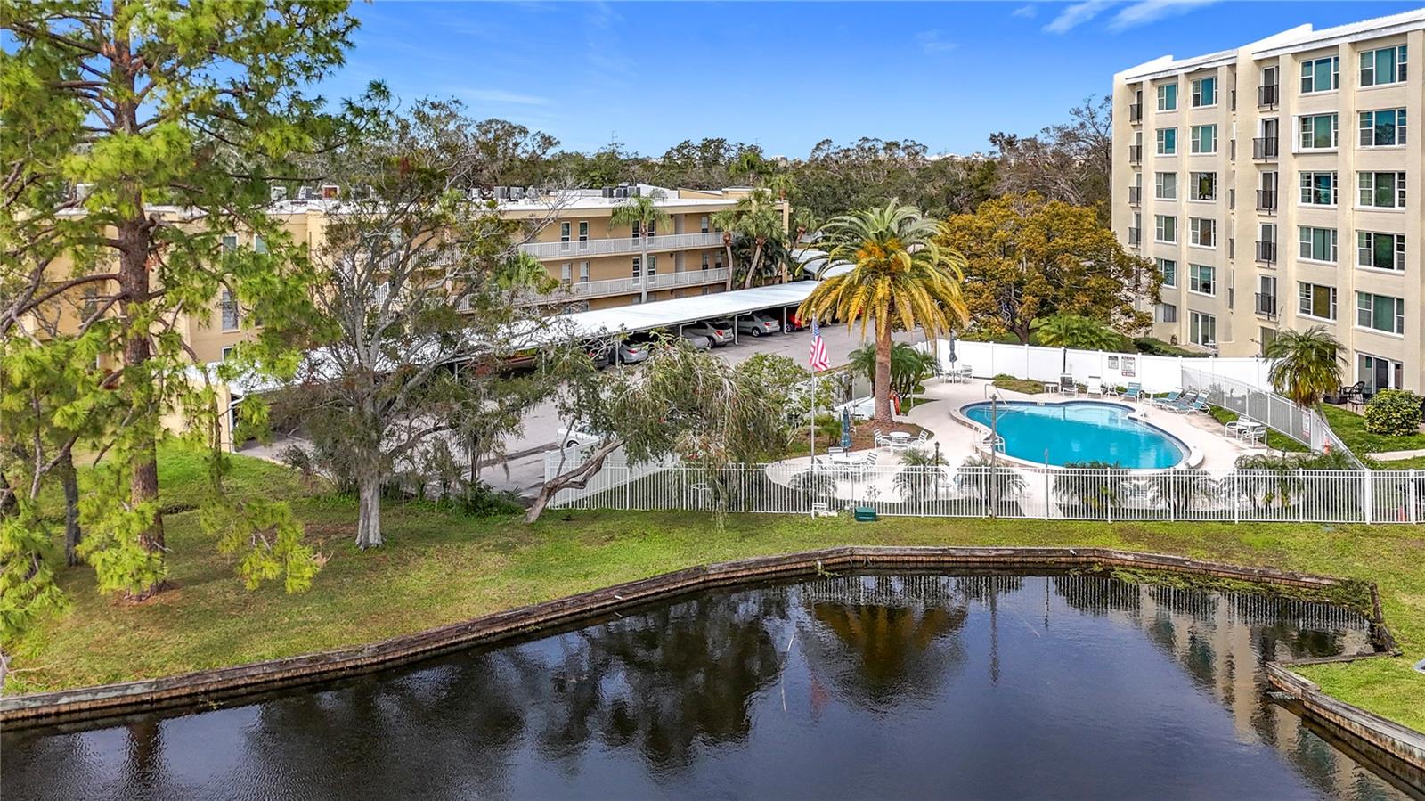 225 COUNTRY CLUB DR #1404, LARGO, FL, 33771