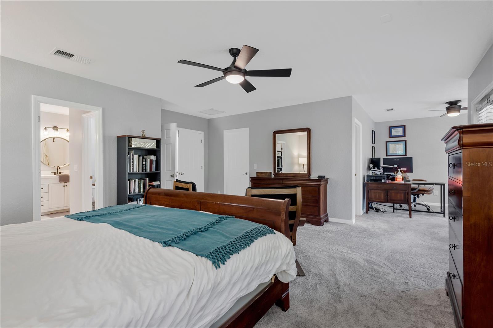 2852 BAYSHORE TRAILS DR, TAMPA, FL, 33611