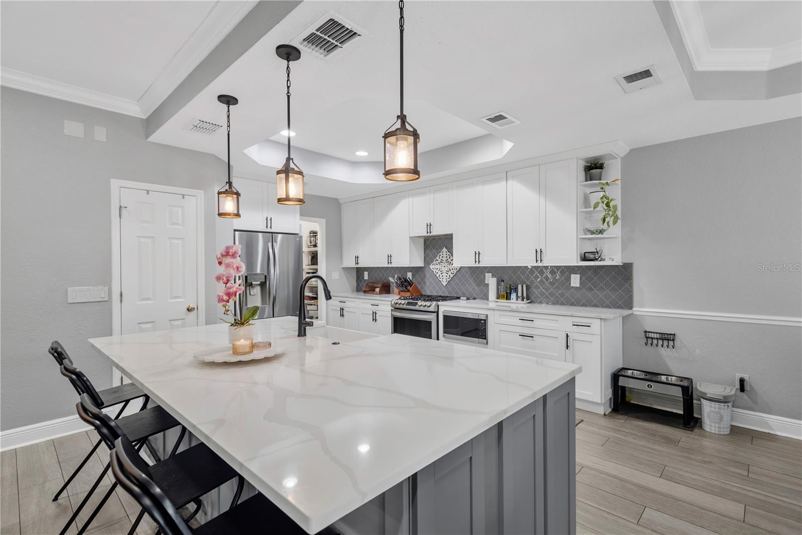 2852 BAYSHORE TRAILS DR, TAMPA, FL, 33611